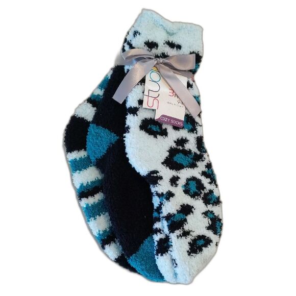 Studio 3 Pack Blue Fuzzy Cozy Socks Animal Print Solid Stripe Womens 9-11 - Picture 1 of 4